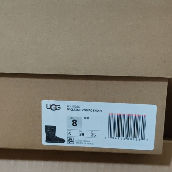 UGG Classic Zodiac Winter Boot Black Women 8 - Picture 10 of 10